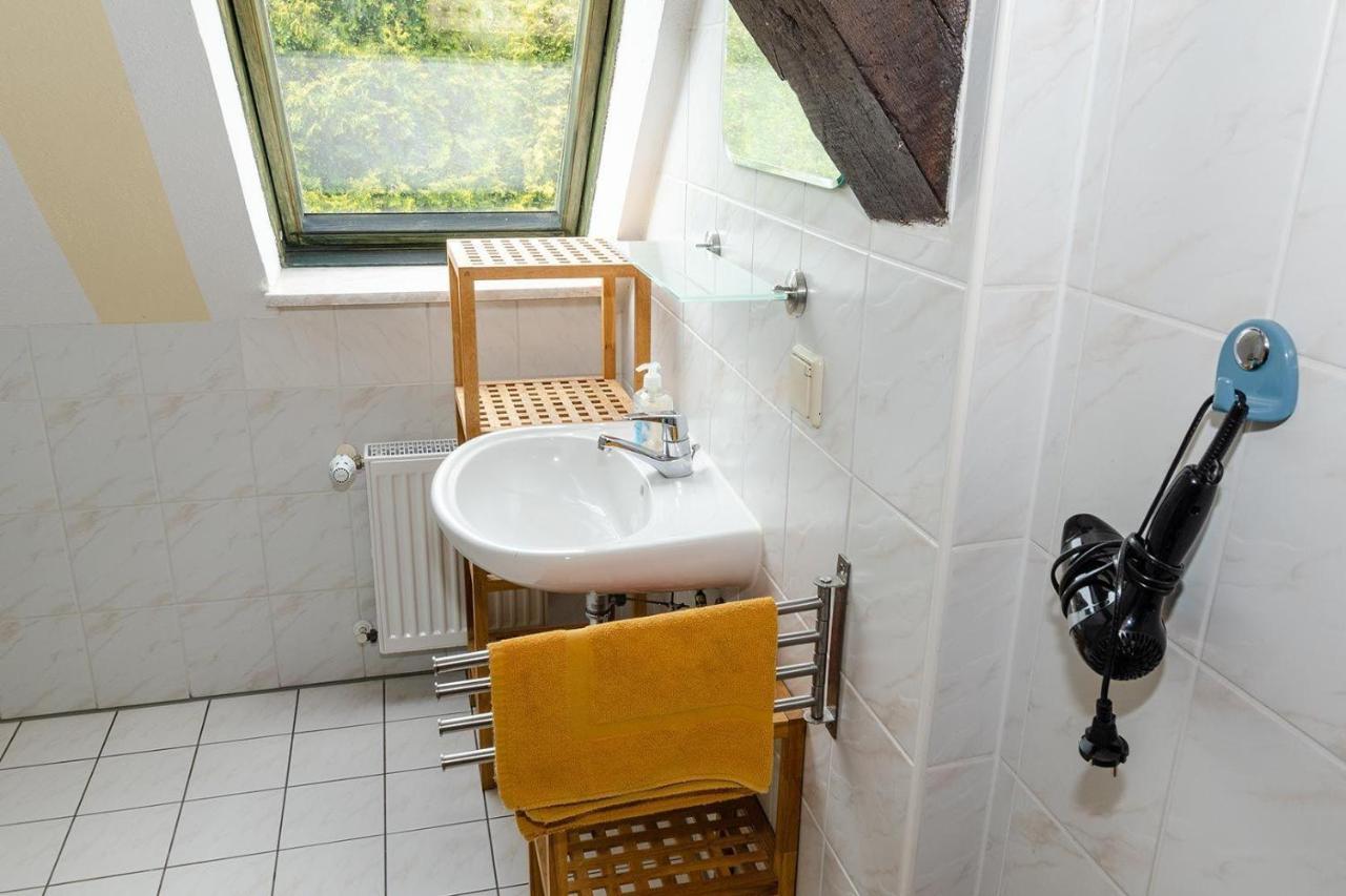 3-R-Ferienwohnung-Fuer-4-Personen-In-Schaprode-Auf-Ruegen-Zi3 Εξωτερικό φωτογραφία